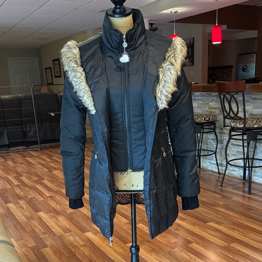Betsy Johnson size XS black faux fur hood  trimmed jacket with lace up sides